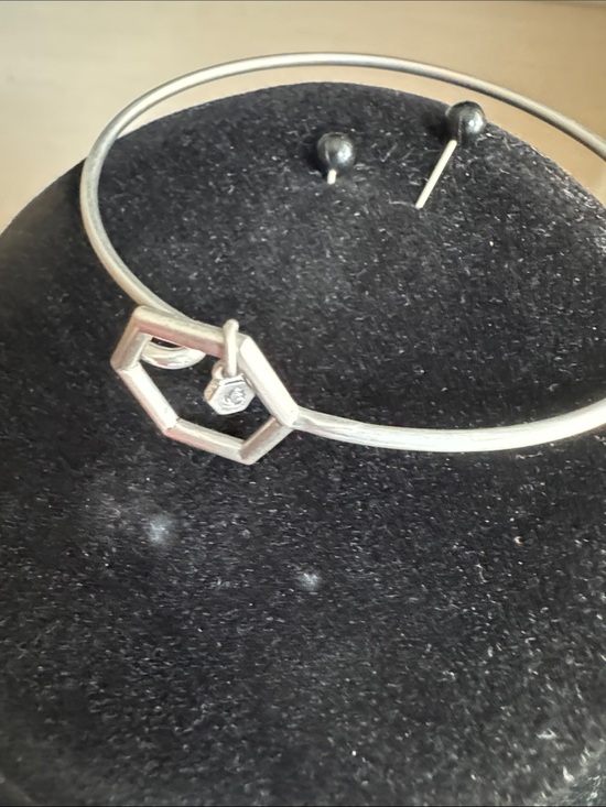 Origami Owl Jewelry - Origami Owl Silver Tone Hexagon Bangle Bracelet Minimalist Geometric